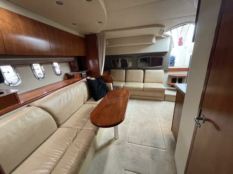 2008 Cruisers Yachts 390 Sports Coupe