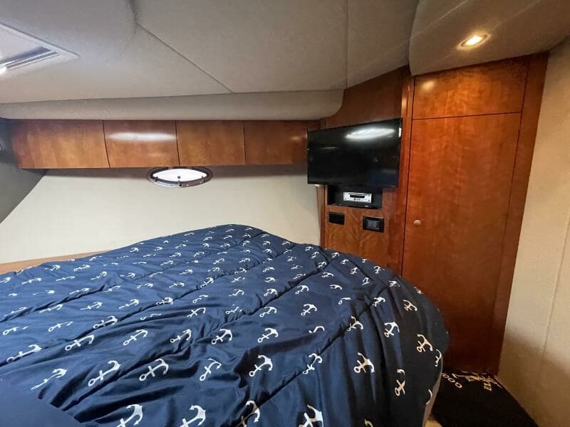 2008 Cruisers Yachts 390 Sports Coupe