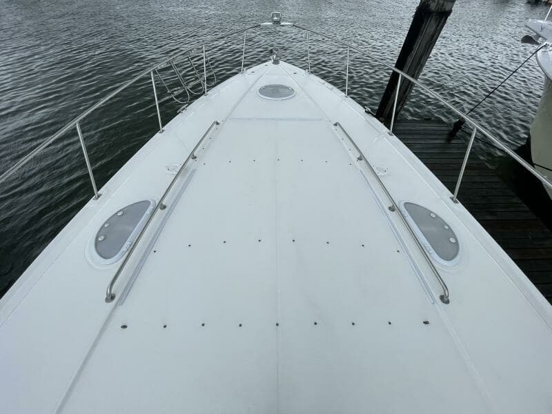 2008 Cruisers Yachts 390 Sports Coupe