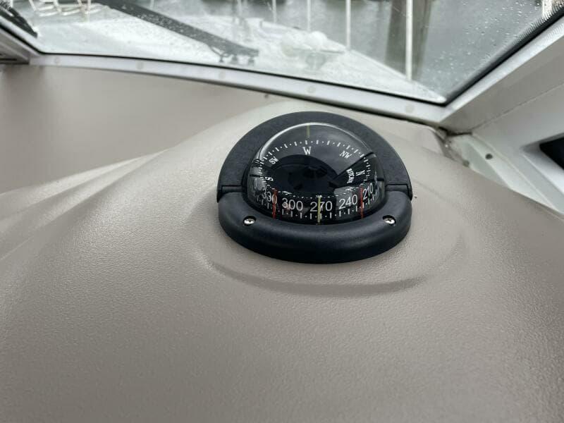 2008 Cruisers Yachts 390 Sports Coupe