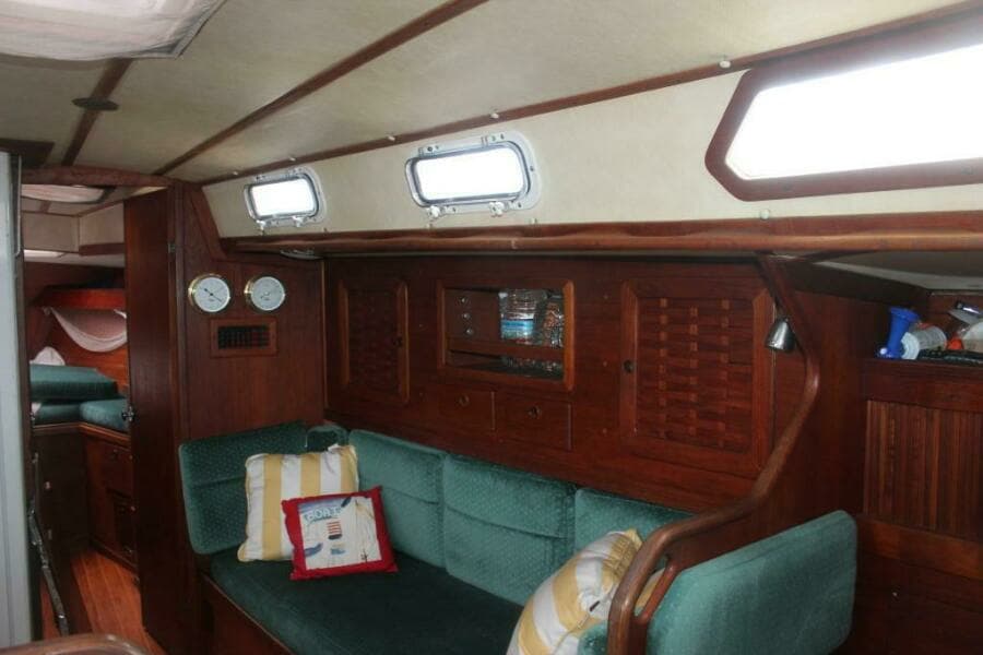 1987 Sabre 42 Centerboard Sloop