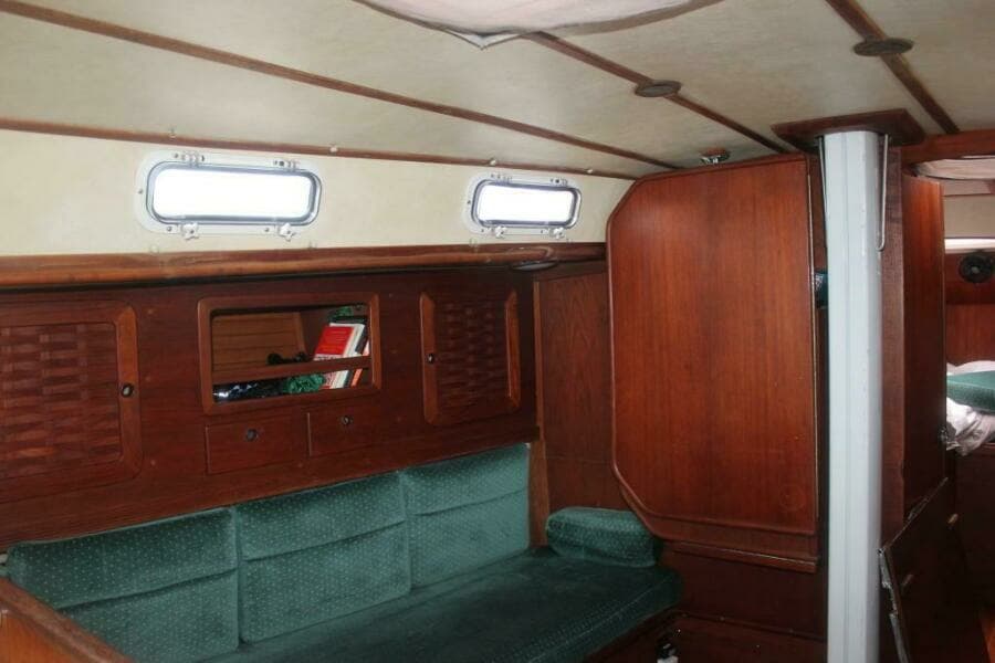 1987 Sabre 42 Centerboard Sloop