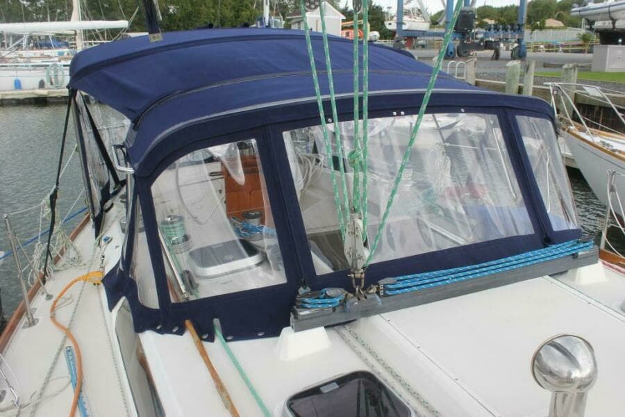 1987 Sabre 42 Centerboard Sloop