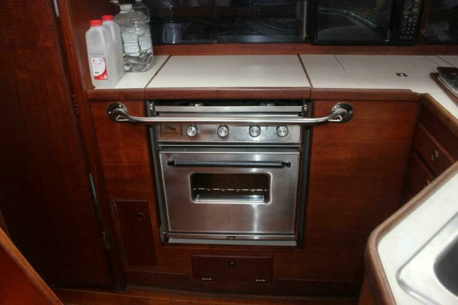 1987 Sabre 42 Centerboard Sloop