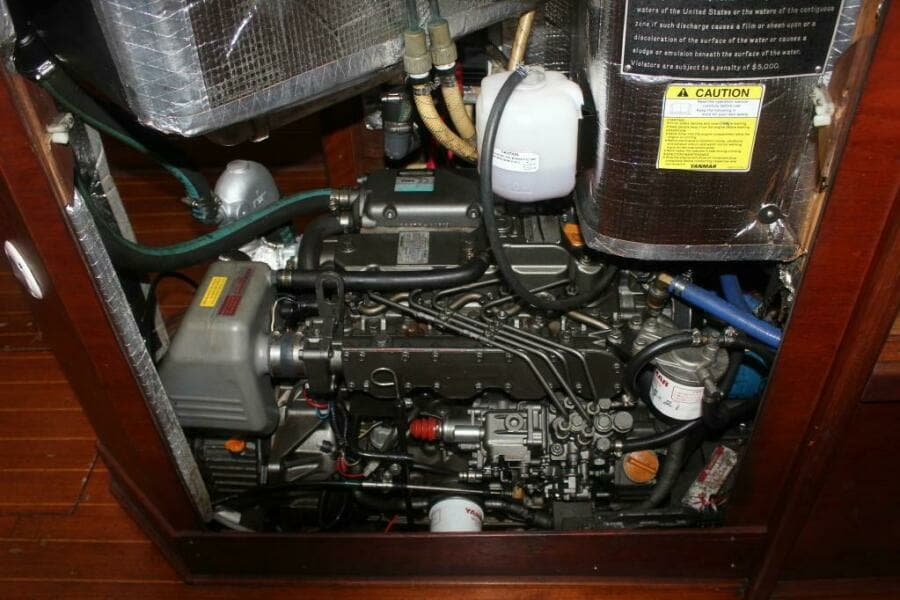 1987 Sabre 42 Centerboard Sloop