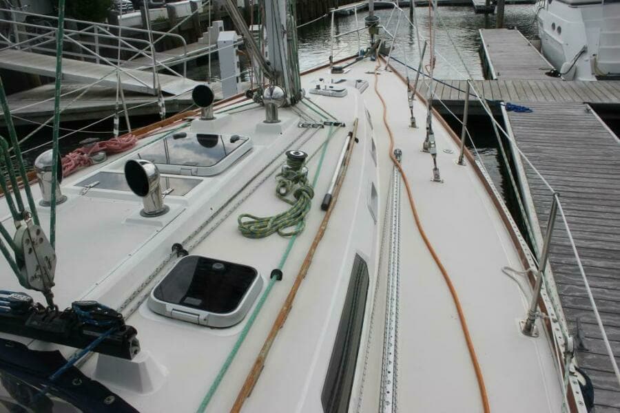 1987 Sabre 42 Centerboard Sloop