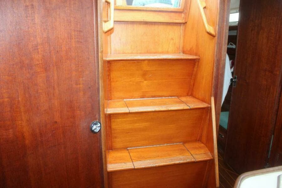 1987 Sabre 42 Centerboard Sloop