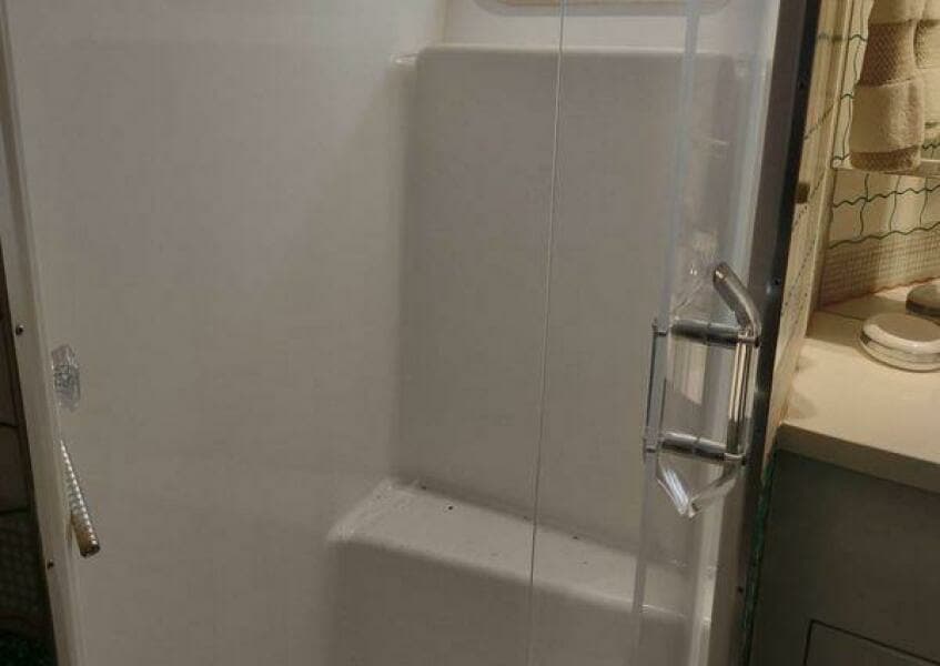 1996 Hatteras 50' Sport Deck