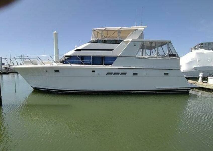 1996 Hatteras 50' Sport Deck