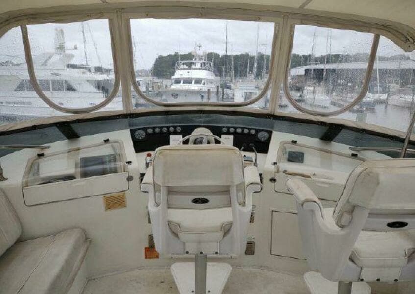 1996 Hatteras 50' Sport Deck