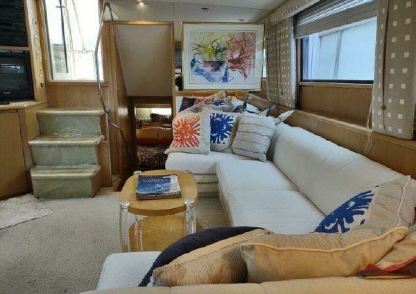 1996 Hatteras 50' Sport Deck