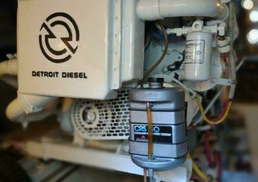 1996 Hatteras 50' Sport Deck