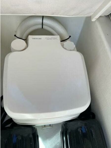 2014 Parker 2320 SL Sport Cabin