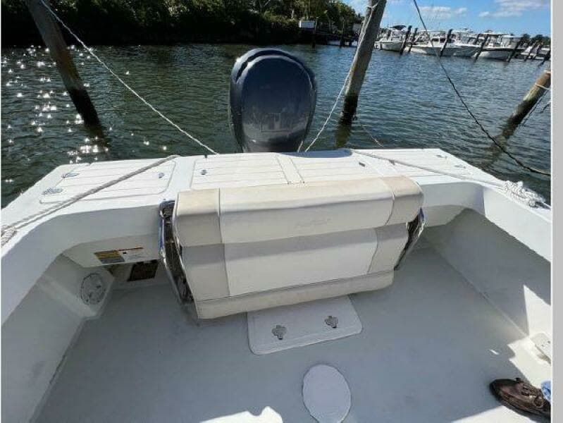 2014 Parker 2320 SL Sport Cabin