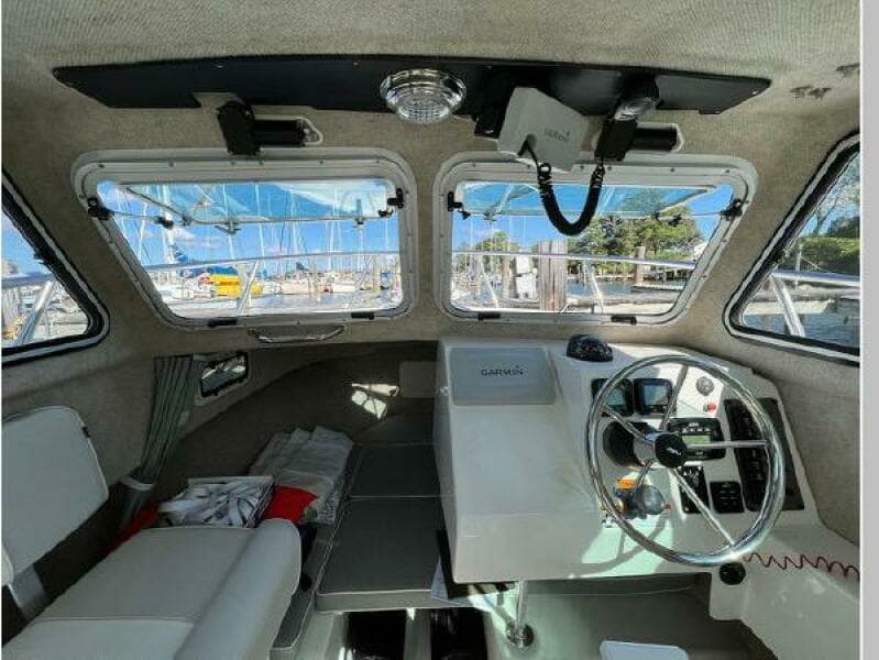 2014 Parker 2320 SL Sport Cabin