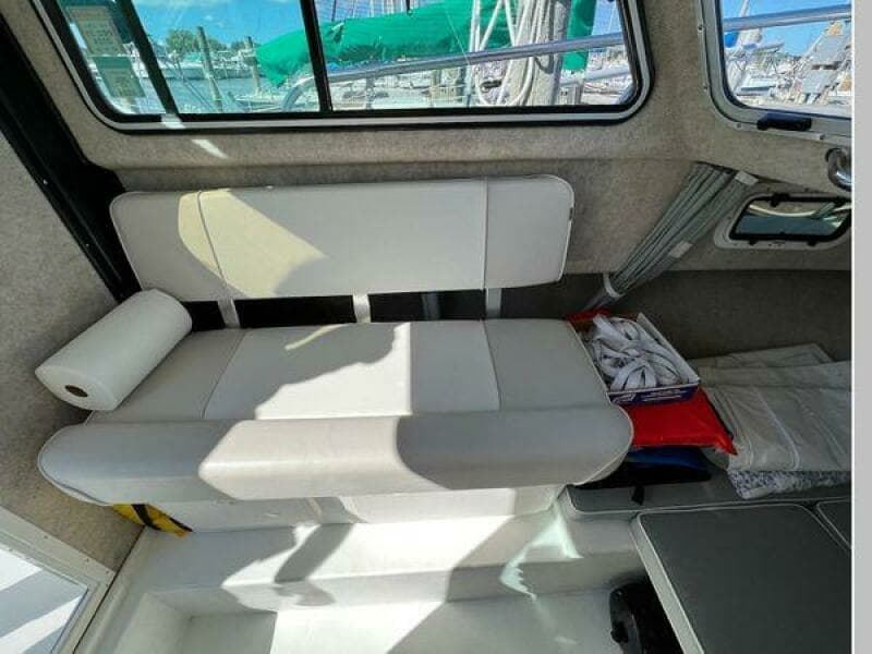 2014 Parker 2320 SL Sport Cabin