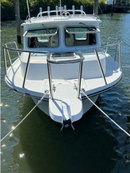 2014 Parker 2320 SL Sport Cabin