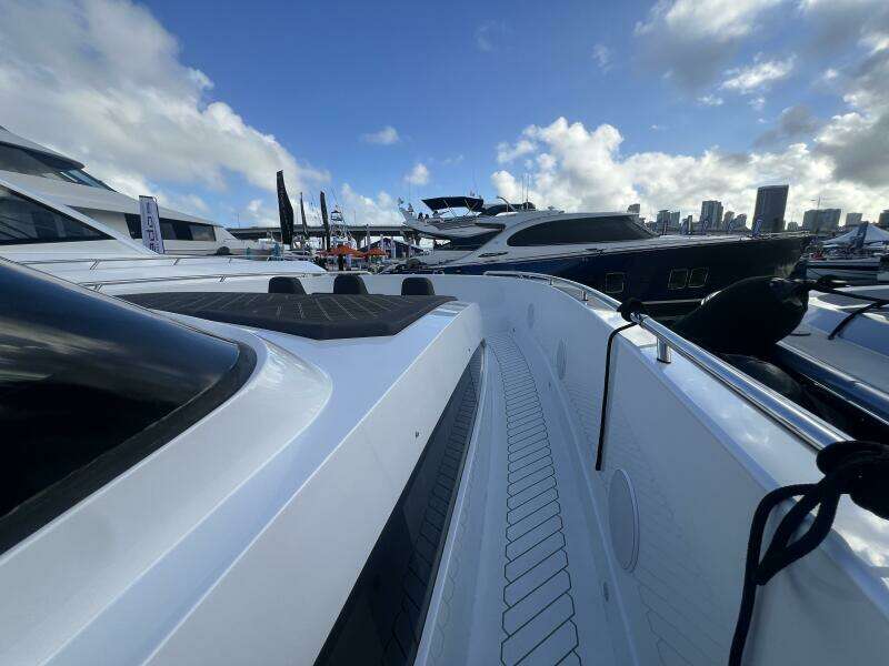 2024 Canados Gladiator 493