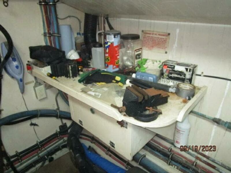 63' Hatteras starboard engine room workbench