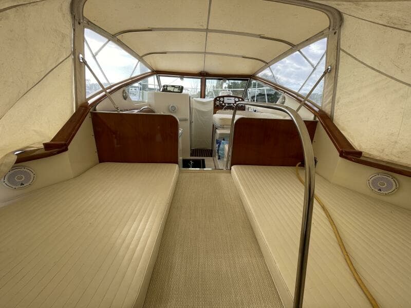 1984 Chris-Craft 316 Commander