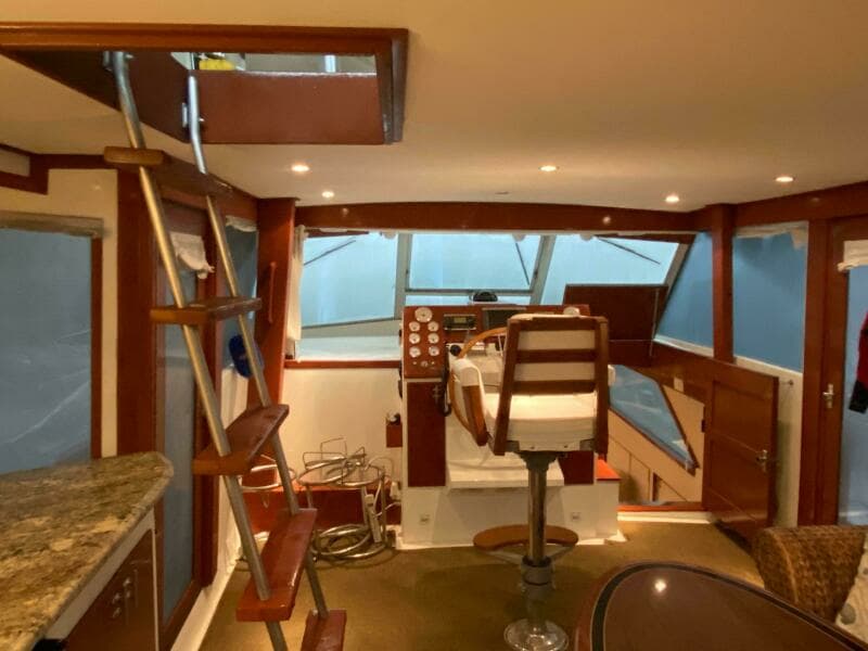 1973 Chris-Craft 47 Commander Flush Deck