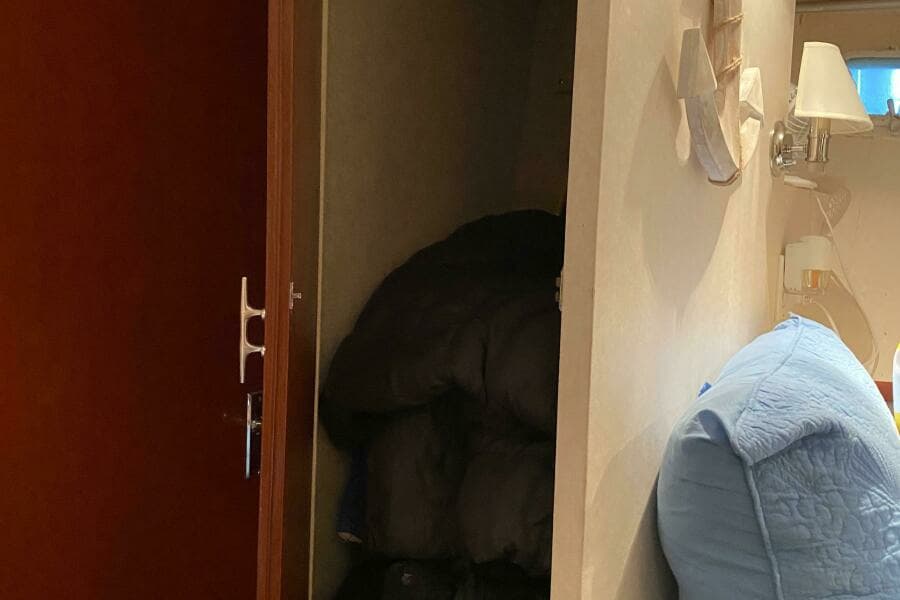 1973 Chris-Craft 47 Commander Flush Deck