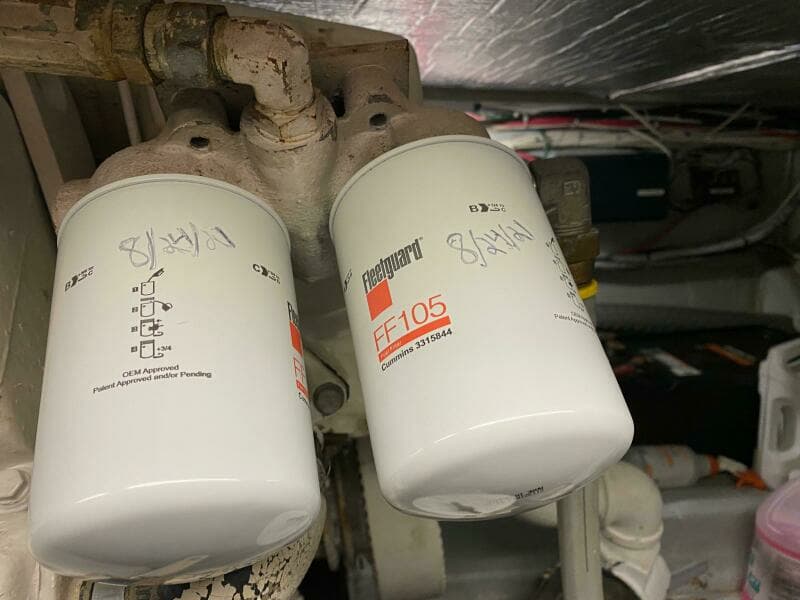 1973 Chris-Craft 47 Commander Flush Deck