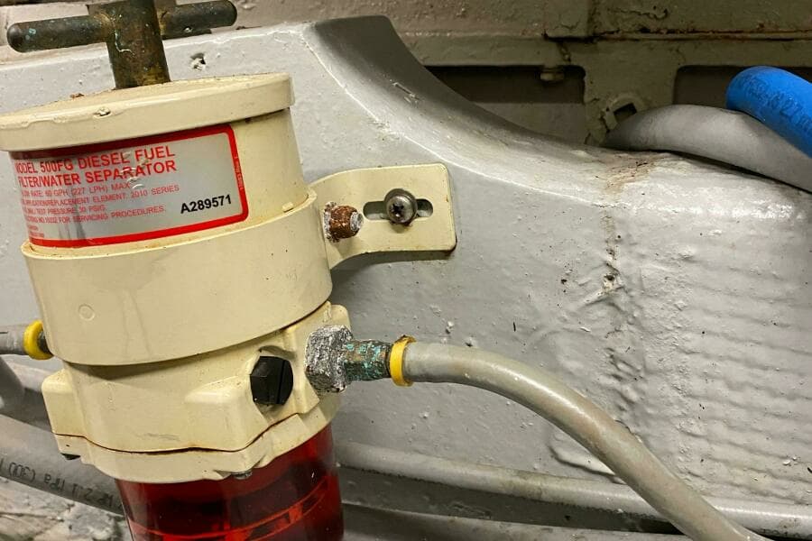 1973 Chris-Craft 47 Commander Flush Deck