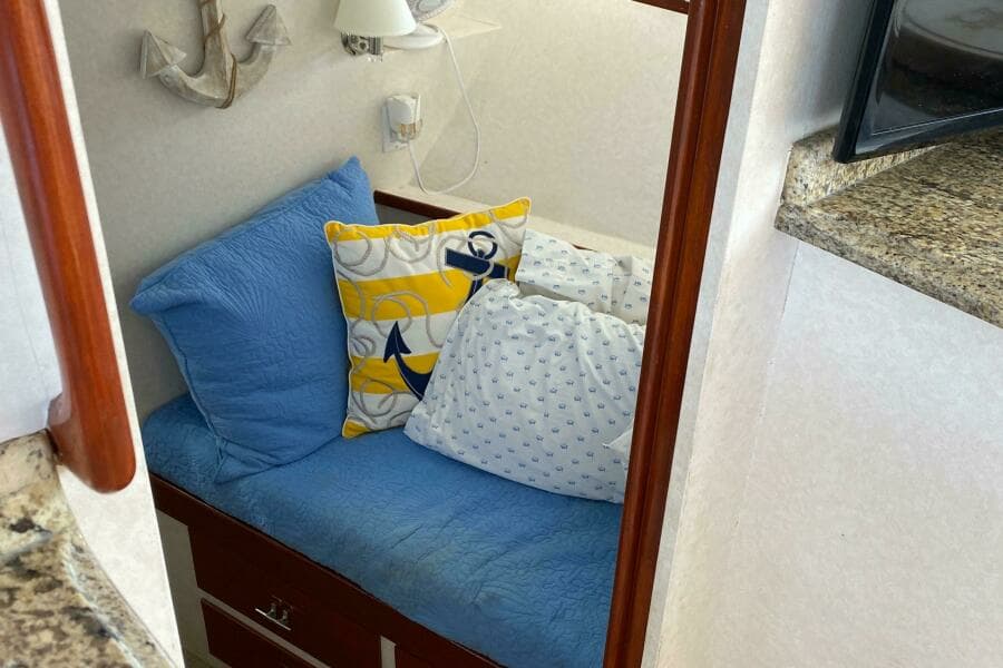 1973 Chris-Craft 47 Commander Flush Deck