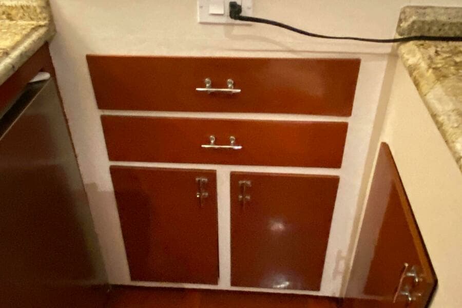 1973 Chris-Craft 47 Commander Flush Deck