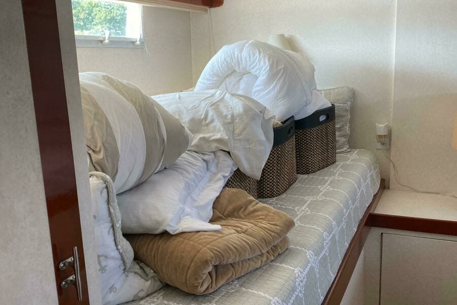 1973 Chris-Craft 47 Commander Flush Deck