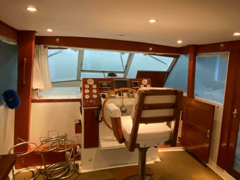 1973 Chris-Craft 47 Commander Flush Deck