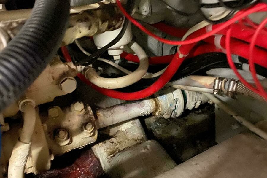 1973 Chris-Craft 47 Commander Flush Deck