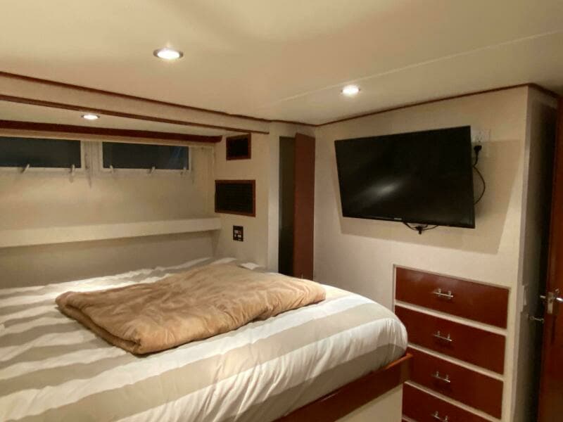 1973 Chris-Craft 47 Commander Flush Deck