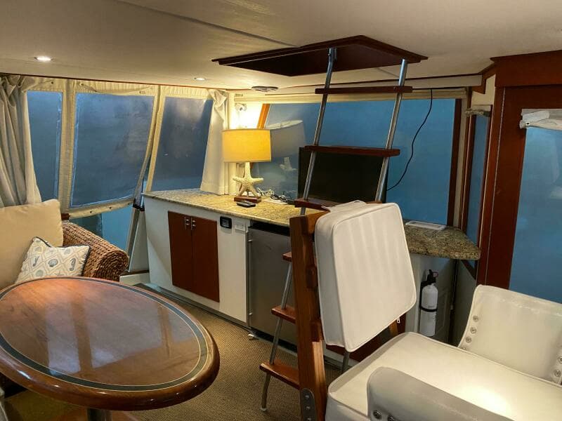 1973 Chris-Craft 47 Commander Flush Deck