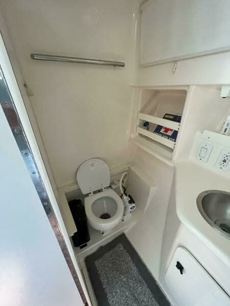 1997 Pursuit 300 Offshore