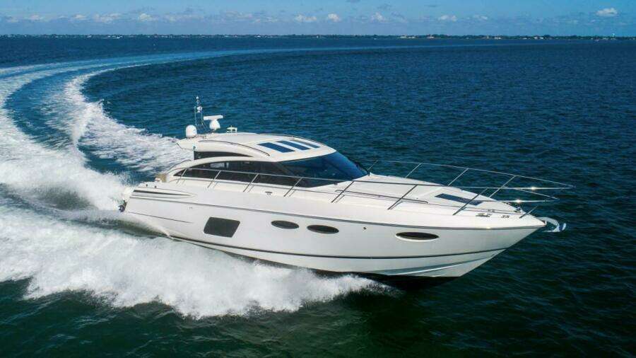 2015 Princess V52