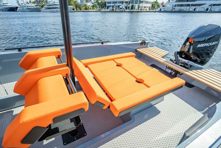 2024 Goldfish 28 Tender