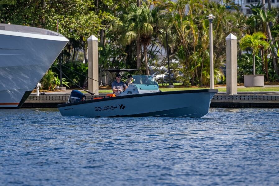 2024 Goldfish 28 Tender