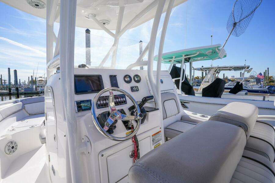 2019 Sea Fox 249 Avenger