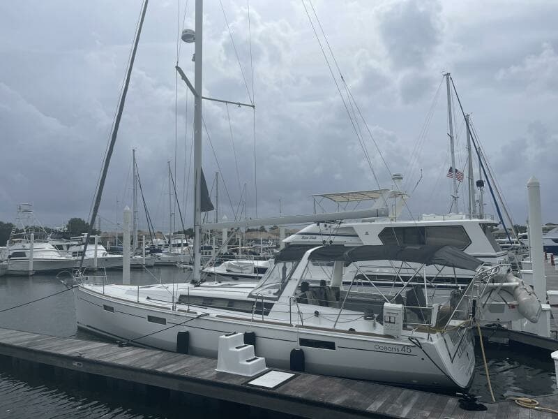2017 Beneteau Oceanis 45