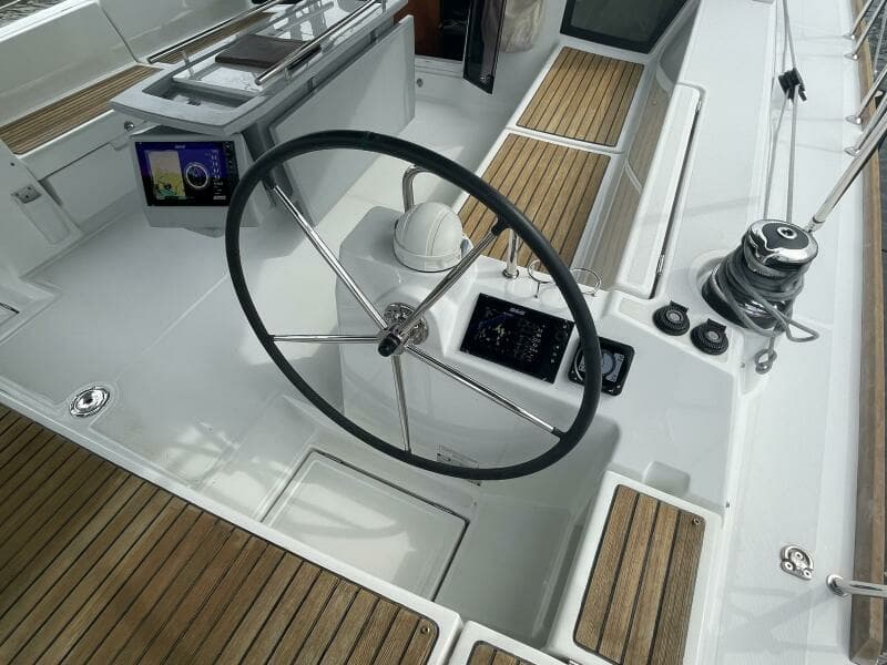 2017 Beneteau Oceanis 45