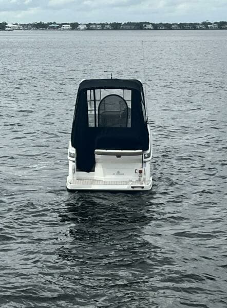 Regal 28 Express-Profile