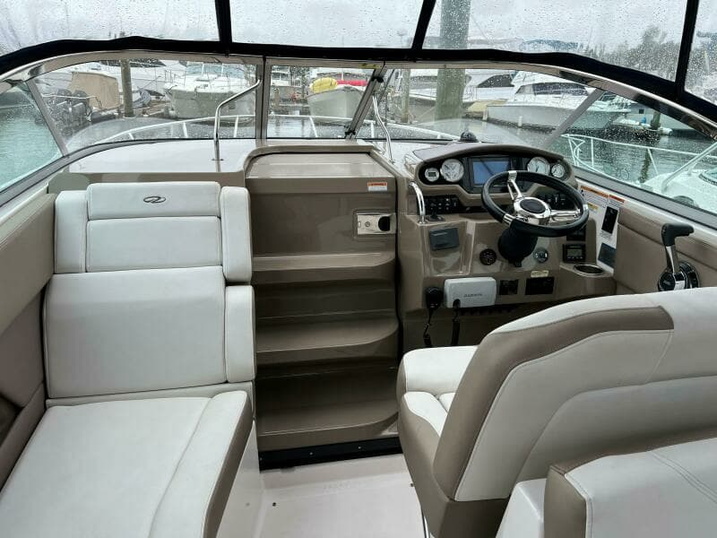 2017 Regal 28 Express