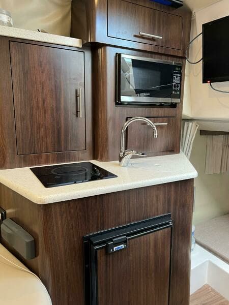 2017 Regal 28 Express