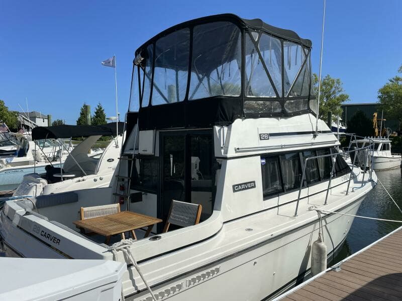 1984 Carver Mariner