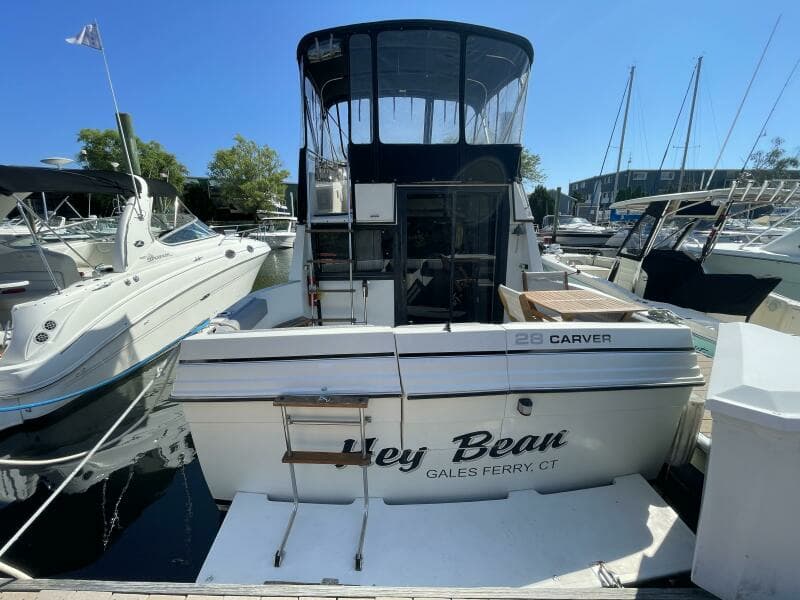 1984 Carver Mariner