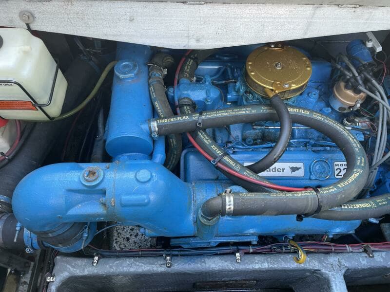 1984 Carver Mariner
