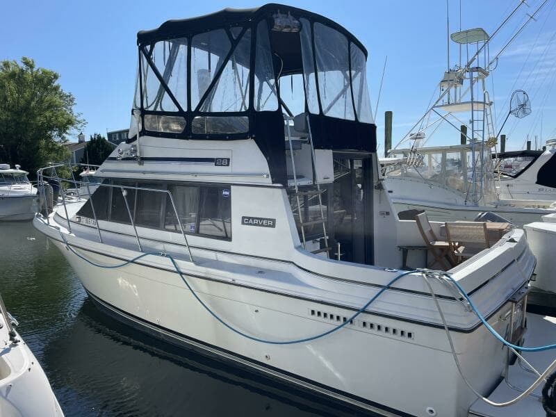 1984 Carver Mariner