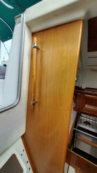 2000 Beneteau 361